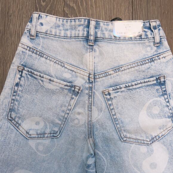 TINSELTOWN *NWT* Yin Yang Jeans Size 0/24 High Rise Distressed Curvy Mom Casual - Picture 8 of 16